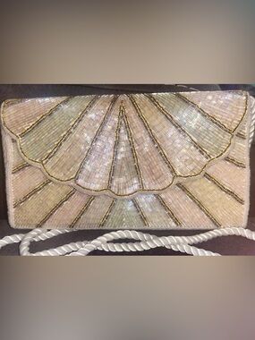 La Regale Pearl and Gold Beaded Shell-Pattern Clutch